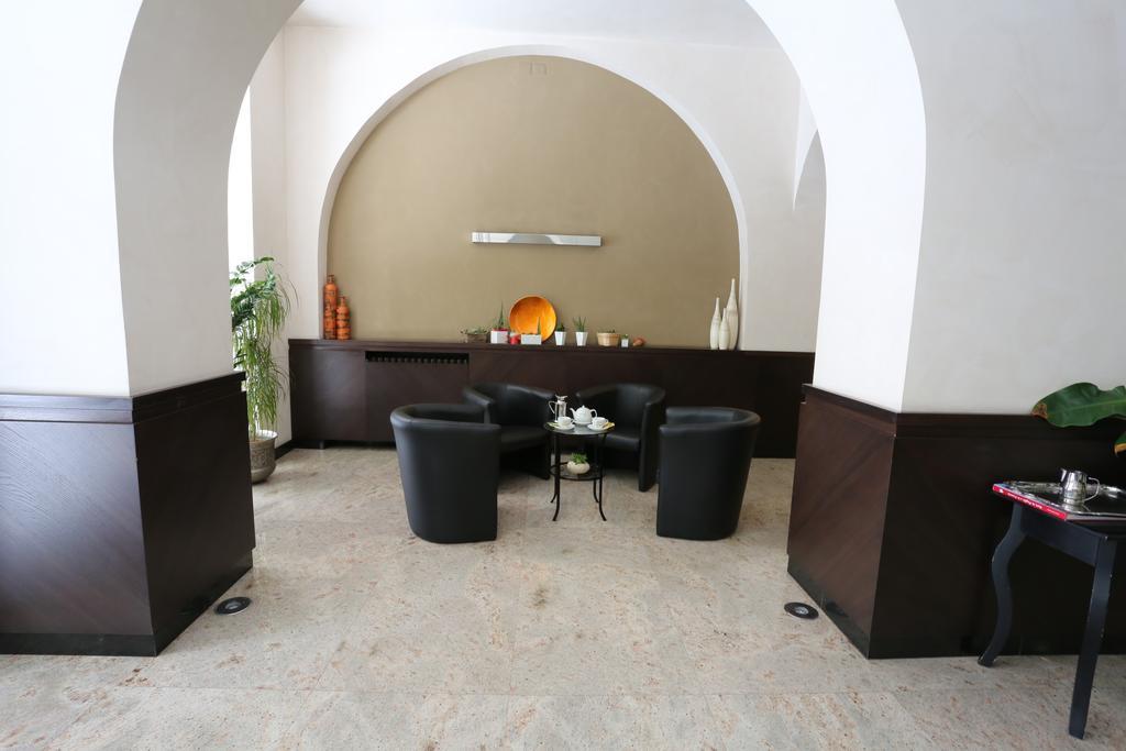 פויג'ה Hotel Europa מראה חיצוני תמונה